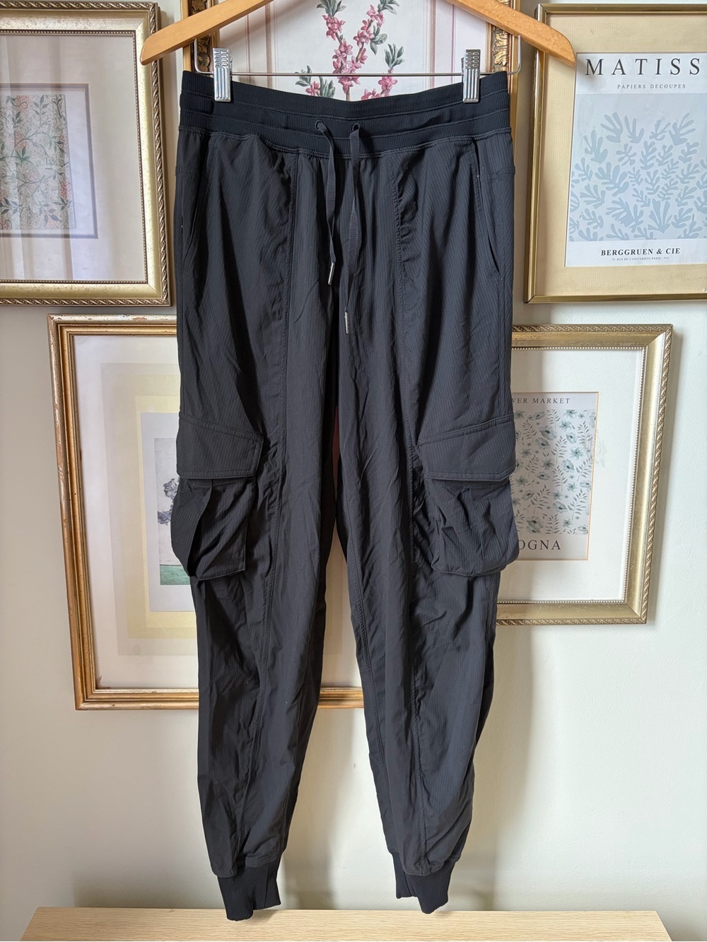 Lululemon Dance Studio Relaxed-Fit Mid-Rise Cargo Jogger Black XS - Picture 7 of 10
